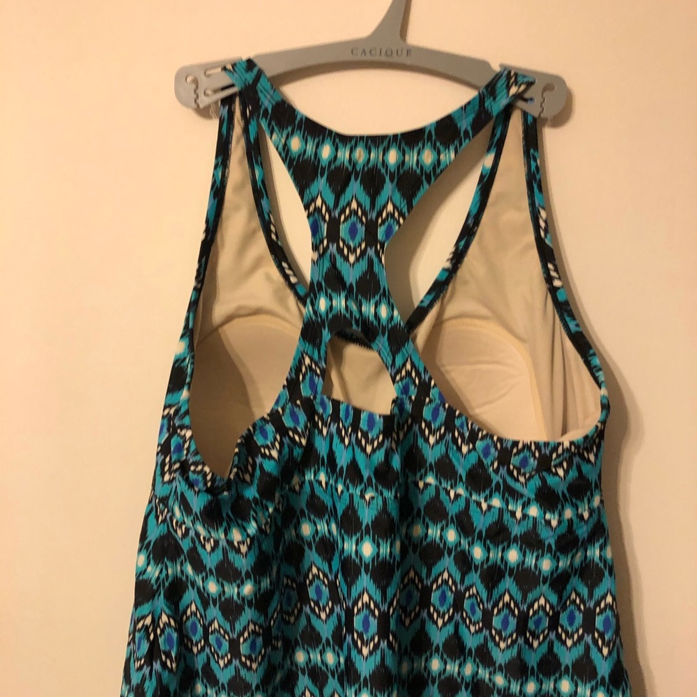 Tankini razor back top